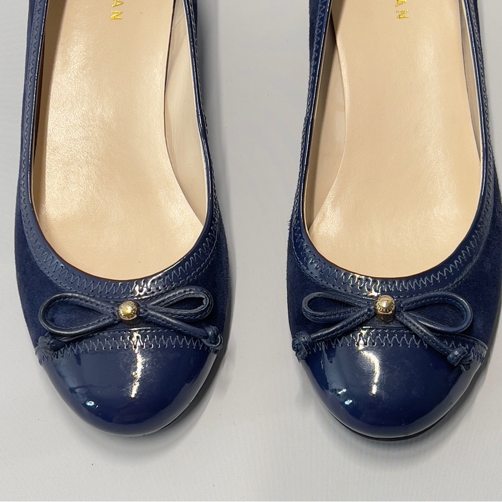 COLE HAAN Women’s size 6B Blue Velour Slip On Pump Wedge - Picture 3 of 11